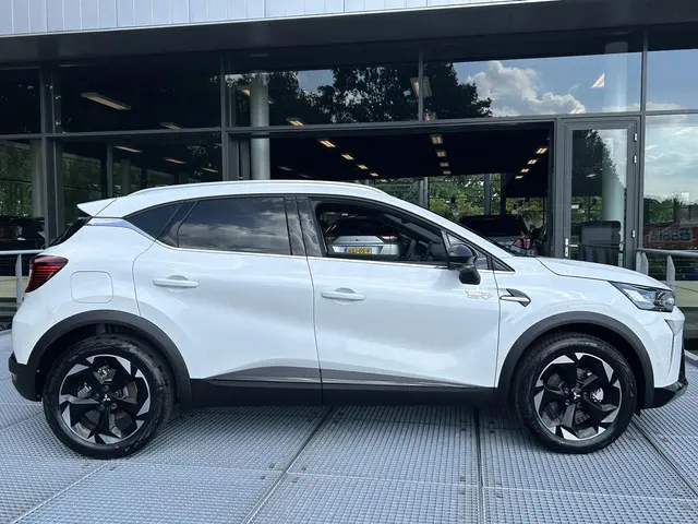 Mitsubishi ASX 1.6 HEV AT Intense+ 2025 Hybride Benzine 18