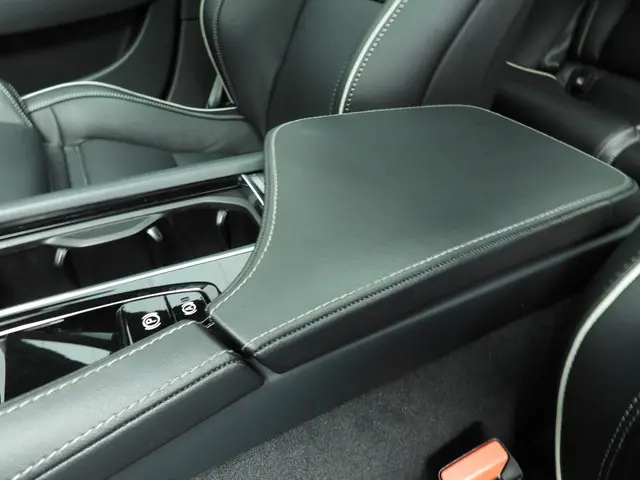 Volvo S90 2.0 B5 Ultimate Bright 2023 Benzine 40