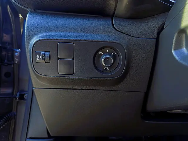 Citroën C3 1.2 PureTech Feel Edition 2023 Benzine 18