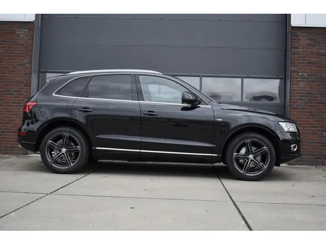 Audi Q5 2.0 TFSI quattro S Edition 2012 Benzine 6