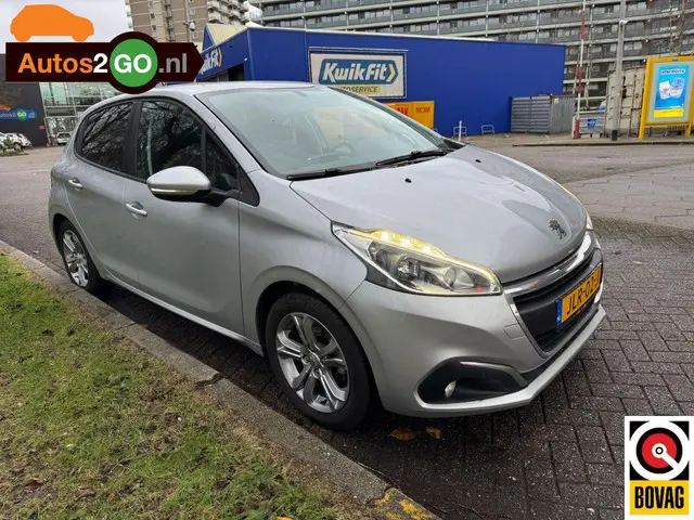 Peugeot 208 1.2 PureTech Blue Lease Premium 2016 Benzine 4