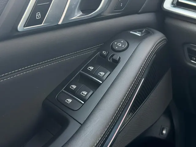 BMW X5 xDrive45e High Executive 2022 Hybride Benzine 43