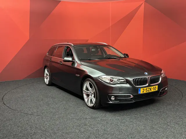 BMW 5 Serie Touring 520i Luxury Edition 2014 Benzine 5