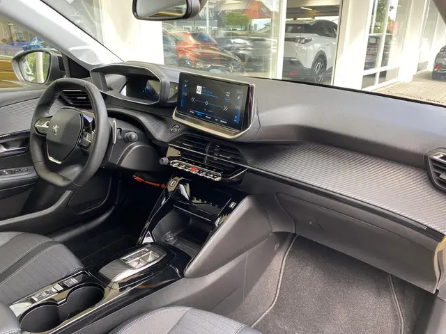 Peugeot 208 1.2T 100pk Allure Pack Automaat 2022 Benzine 27