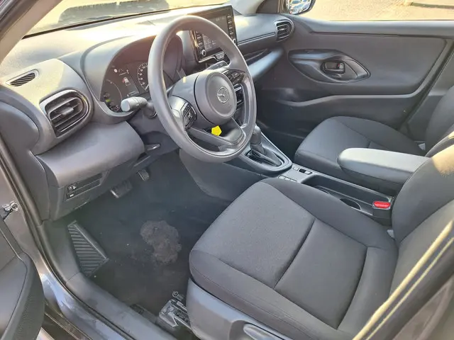 Mazda 2 Hybrid 1.5 CLIMA 2023 Hybride Benzine 9