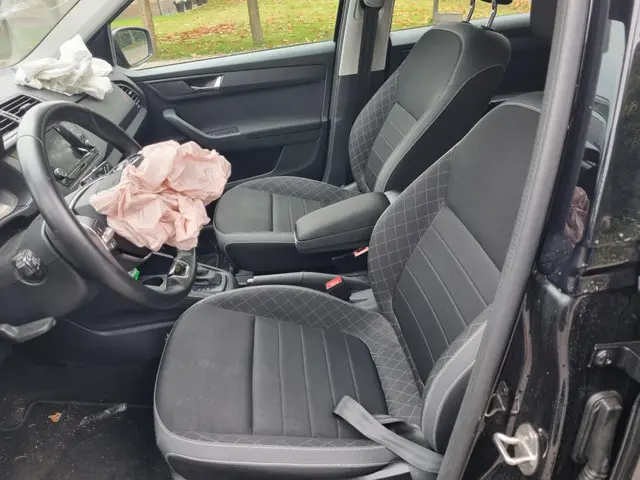 Škoda Fabia Combi 1.0 TSI DSG Ambition 2022 Benzine 15