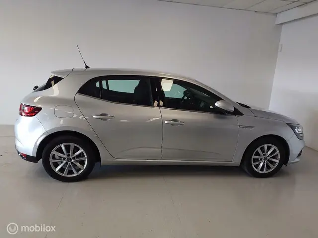 Renault Mégane 1.2 TCe Limited 2018 Benzine 6