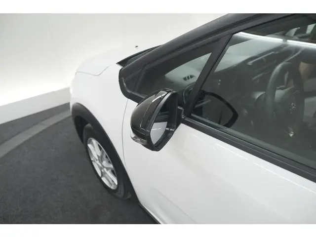 Citroën C3 PureTech 82 Feel 2020 Benzine 20