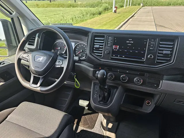 MAN TGE 3.140 2018 Diesel 8