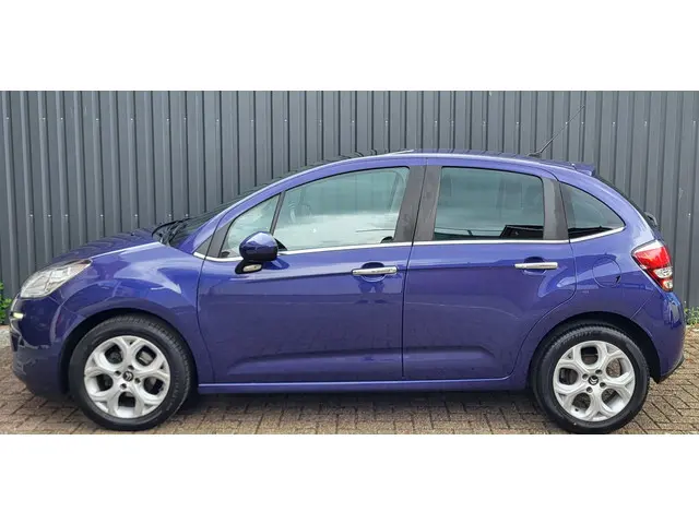 Citroën C3 1.2 PureTech Exclusive 2015 Benzine 4