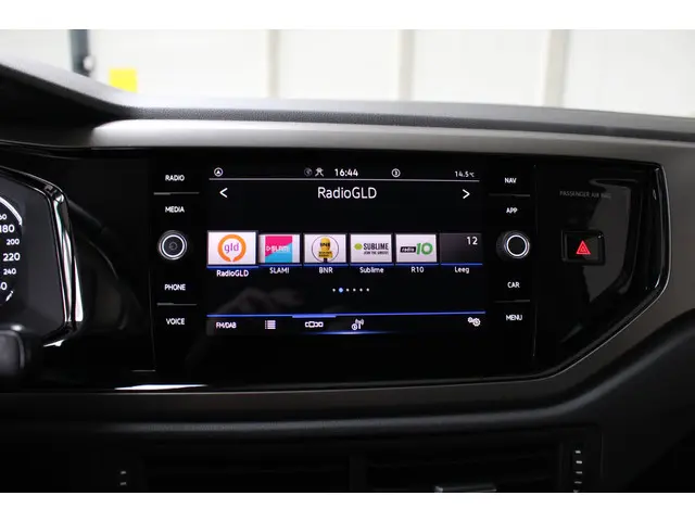 Volkswagen Polo 1.0 TSI Comfortline 2021 Benzine 15