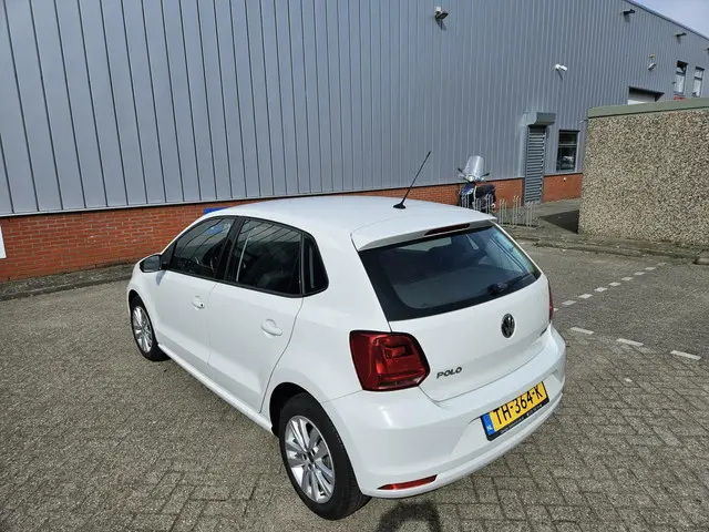 Volkswagen Polo 1.0 Cruise/Airco/5Deurs 2015 Benzine 25