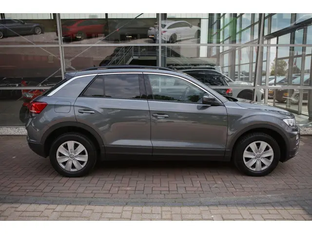 Volkswagen T-Roc 1.0 TSI Sport | Pano | 2019 Benzine 20