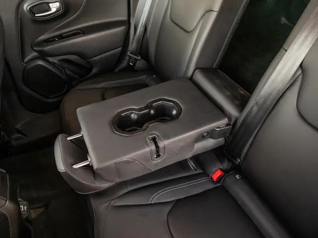 Jeep Renegade 1.3T Limited 2019 Benzine 18