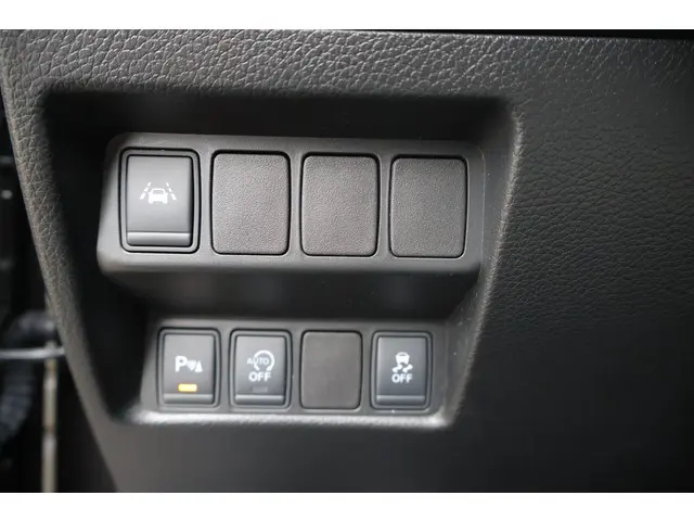 Nissan QASHQAI 1.2 Tekna 2016 Benzine 30