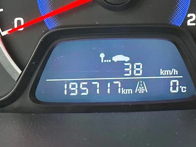 Hyundai i10 1.0i i-Motion Comfort // Airco // 2017 Benzine 12