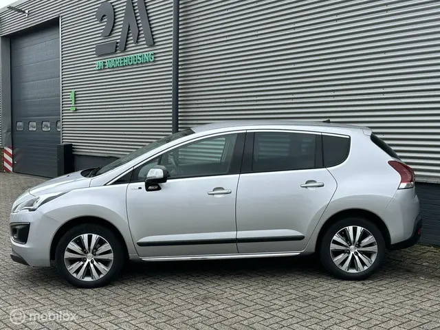 Peugeot 3008 1.2 PureTech Style 2015 Benzine 4