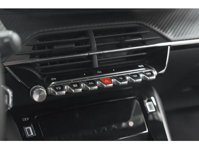 Peugeot 2008 PureTech 100 Allure 2024 Benzine 48