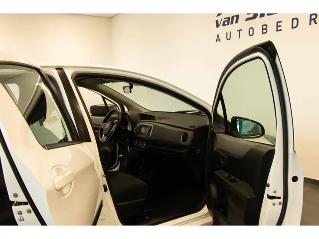 Toyota Yaris 1.0 VVT-i Aspiration| Camera| 2012 Benzine 7