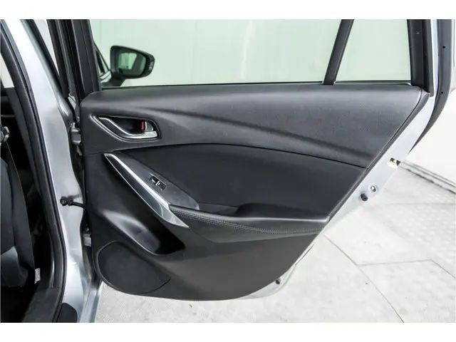 Mazda 6 Sportbreak 2.0 SkyActiv-G 165 TS+ 2016 Benzine 40