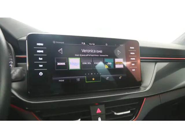 Škoda Scala 1.0 TSI 110pk Sport Business 2021 Benzine 24