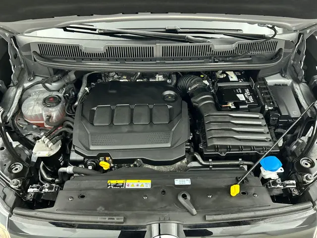 Volkswagen Caddy Cargo Maxi 2.0 TDI Style 2023 Diesel 24