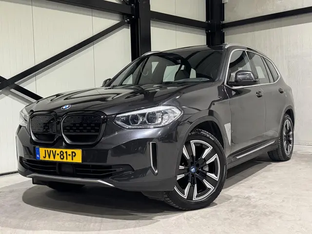 BMW iX3 Executive 80 kWh 2021 Elektrisch 25