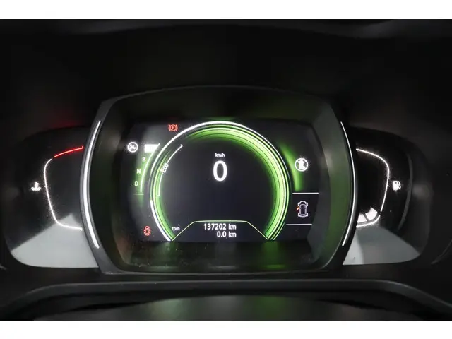 Renault Kadjar TCe 130 EDC Limited 2017 Benzine 4