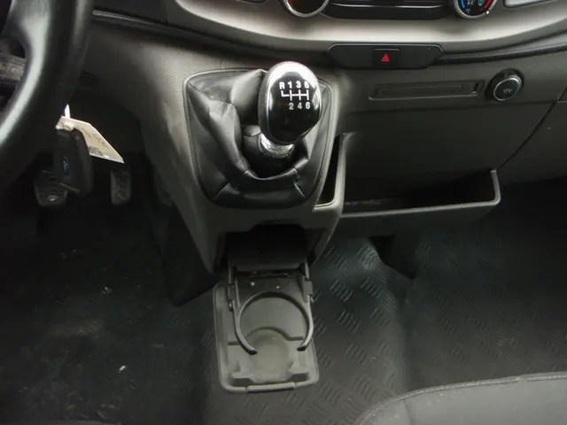Ford Transit L2H2 122887km Trend bj 21 2021 Diesel 18