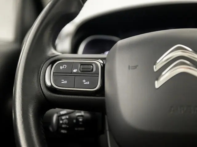 Citroën C3 Aircross 1.2 PureTech S&S Shine 2019 Benzine 19