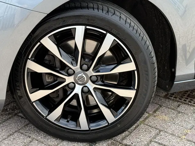 Volvo V40 1.5 T3 Dynamic Edition 2018 Benzine 8