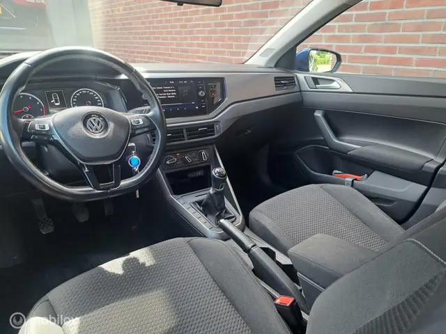 Volkswagen Polo 1.0 TSI Comfortline 2020 Benzine 14