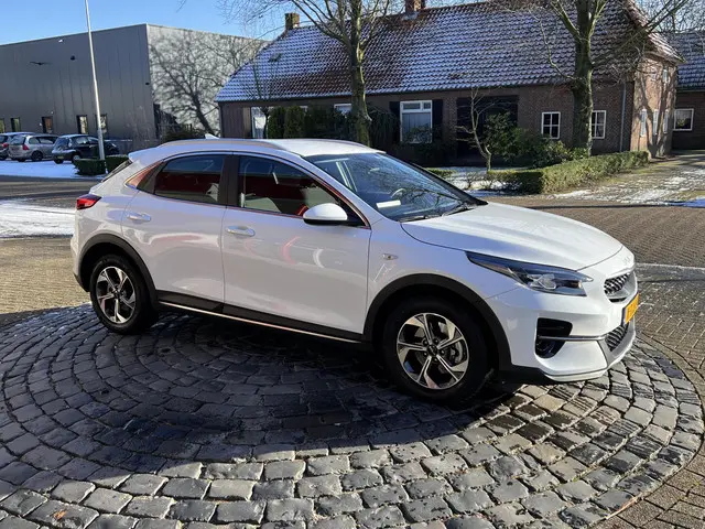 Kia XCeed 1.5 T-GDI DynamicLine 2022 Benzine 36