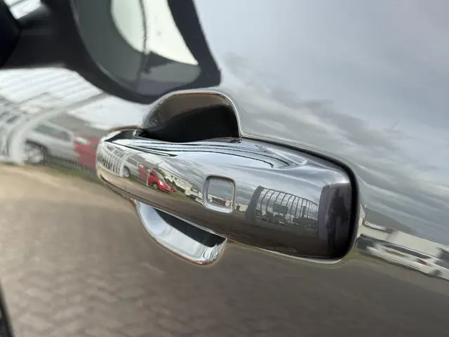 Volvo XC60 B4 D AWD Plus Dark 2023 Diesel 24