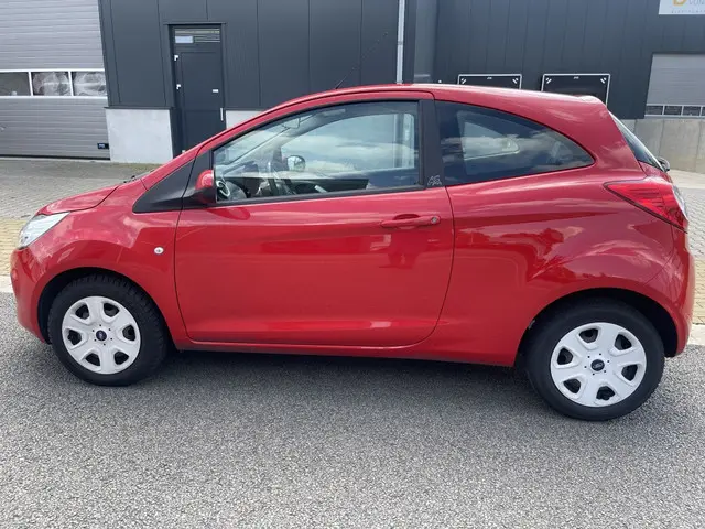 Ford Ka 1.2 Style. AIRCO 2015 Benzine 9