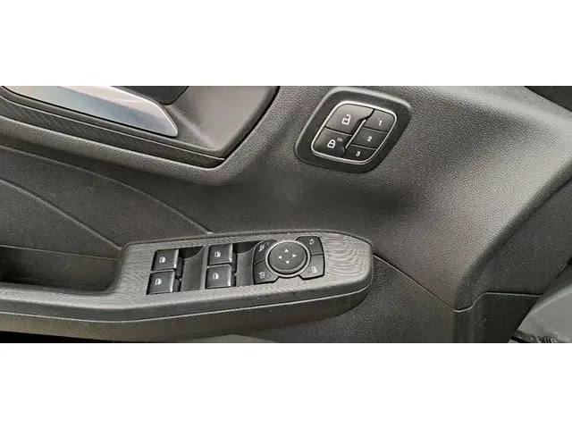 Ford Kuga 2.5 PHEV ST-Line X 2024 Hybride Benzine 14