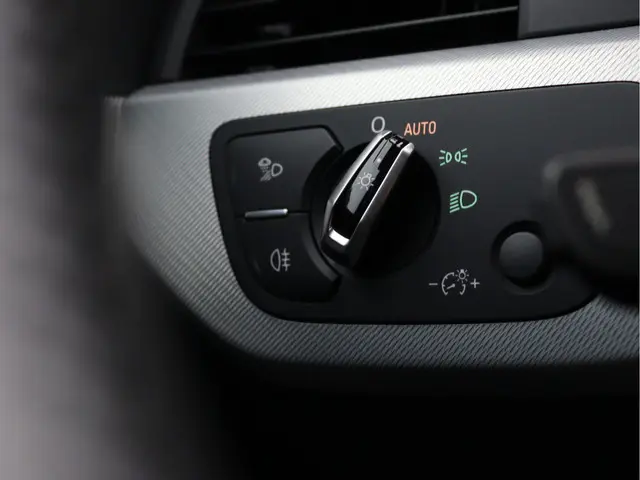 Audi A4 Avant 2.0 TFSI 2016 Benzine 27