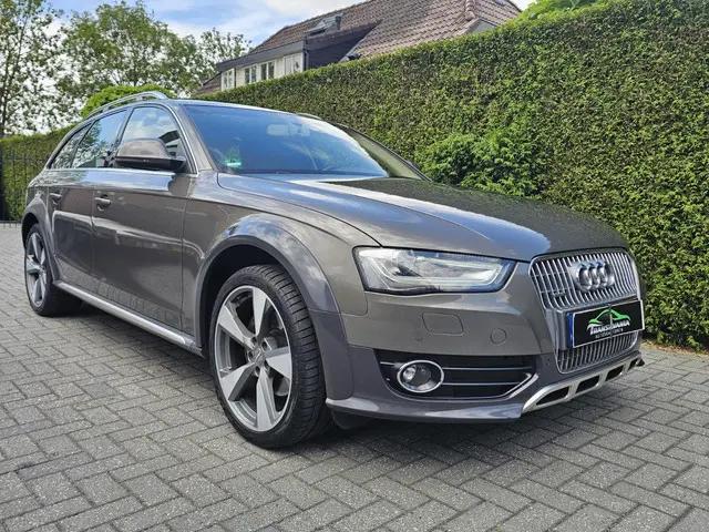 Audi A4 allroad quattro 2.0 TFSI Pro Line 2013 Benzine 9