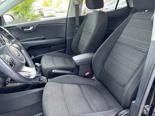 Kia Stonic 1.0 T-GDi DynamicPlusLine 2019 Benzine 13