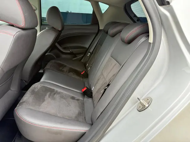 SEAT Ibiza 1.0 EcoTSI FR Connect 2017 Benzine 8