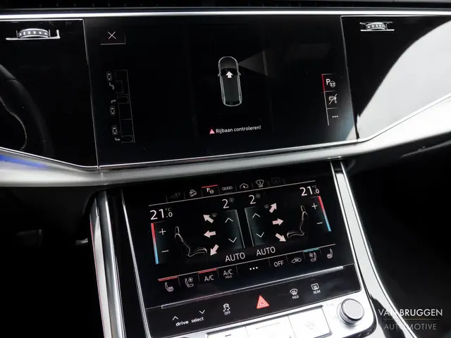 Audi Q8 60 TFSI e quattro S-Line 2021 Hybride Benzine 36