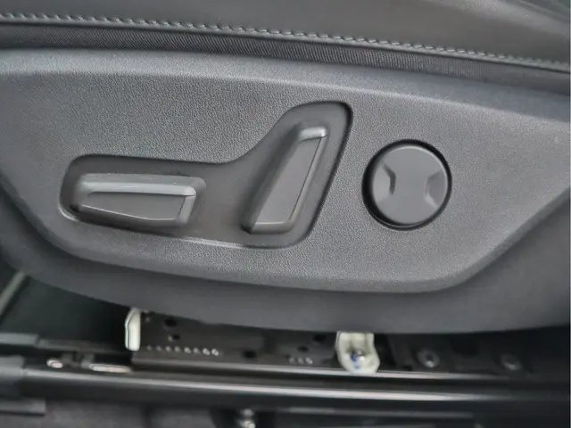 Kia Niro EV ExecutiveLine 64.8 kWh 2023 Elektrisch 19