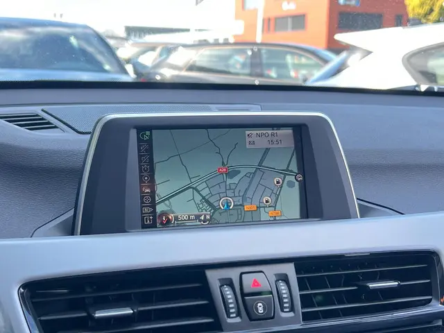 BMW X1 sDrive18i Centennial Executive 2017 Benzine 8