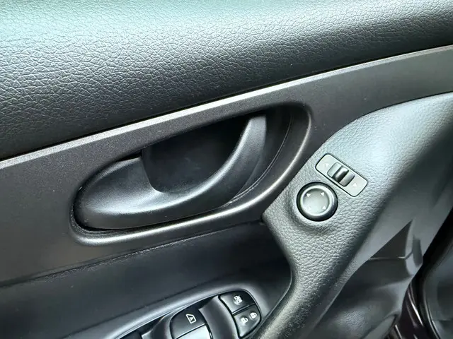 Nissan QASHQAI 1.2 Acenta 2014 Benzine 33