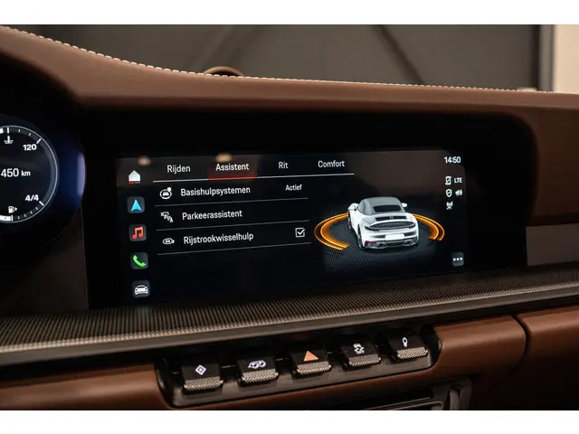 Porsche 911 Cabrio 3.0 Carrera GTS 2022 Benzine 29