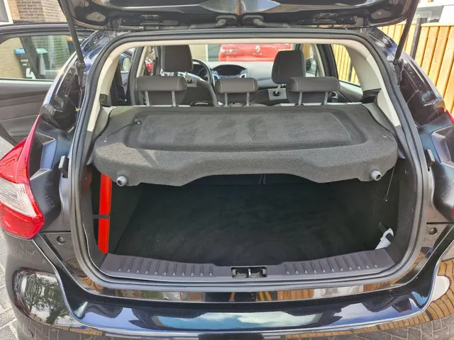 Ford Focus 1.0 EcoBoost 6 maanden garantie 2012 Benzine 17