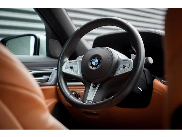 BMW 7 Serie 745e High Executive 2019 Hybride Benzine 61