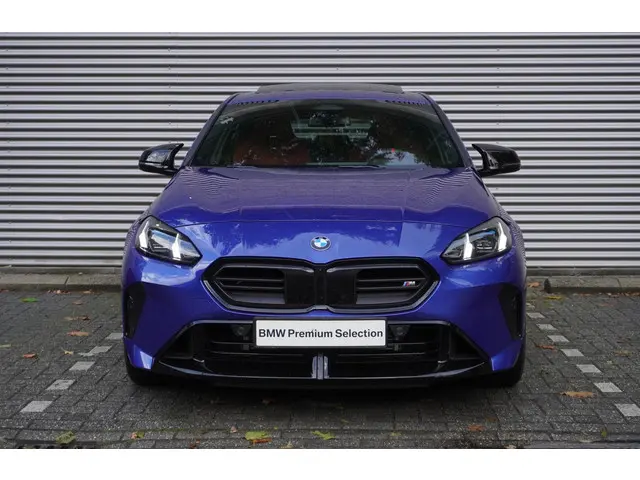 BMW 1 Serie M135 xDrive 2025 Benzine 3