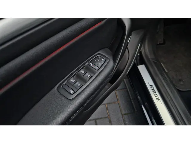 Renault Mégane Estate 1.3 TCe Bose 2019 Benzine 26
