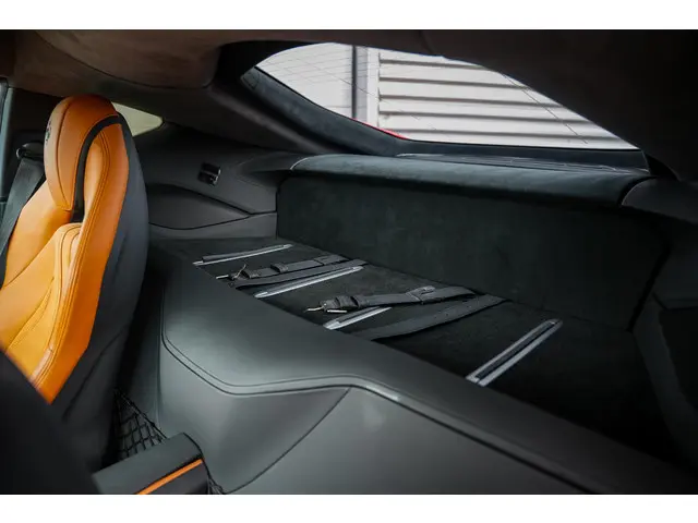 Ferrari 812 Superfast 6.5 V12 HELE 2019 Benzine 10